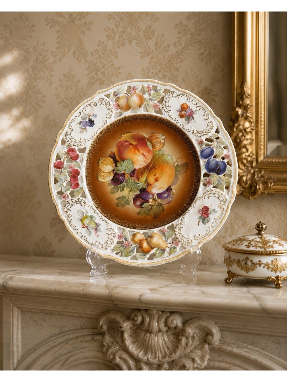 chumann Bavaria 1920s Reticulated Decorative Plate Cabinet Fruit Porcelain, 8.5”